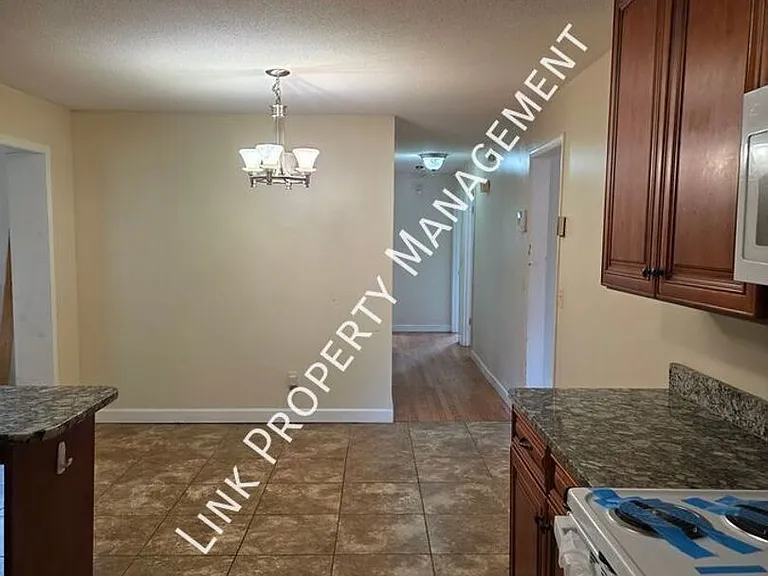 5407 Winniespan Rd — Photo 14