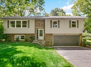 166 N Woodland Dr, La Porte, IN 46350