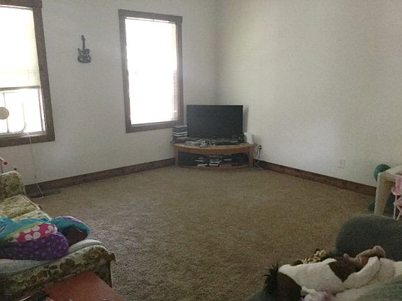 5th image of 204 N Water St