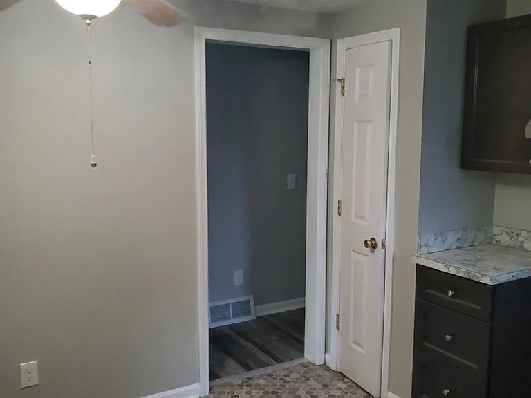 234 Parmely Ave — Photo 3