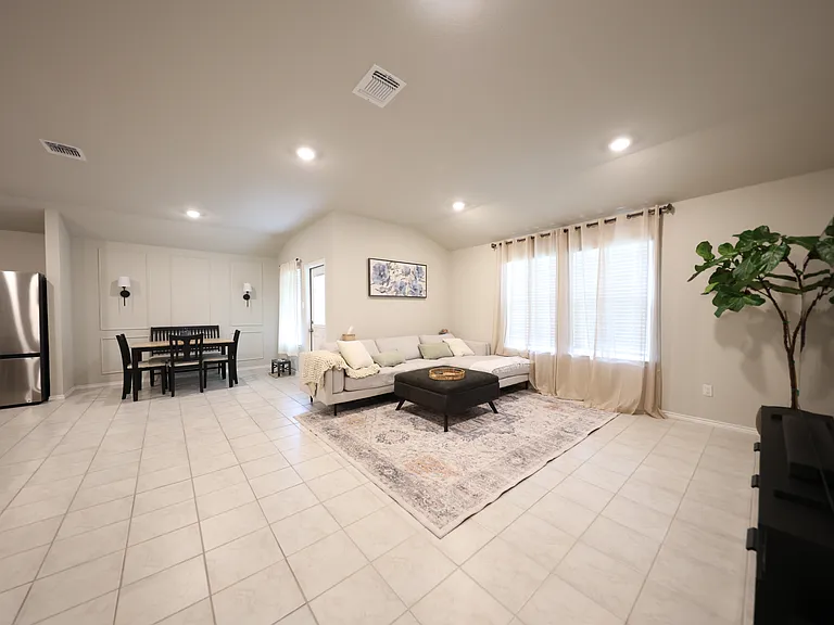 5601 Great Divide Rd — Photo 10