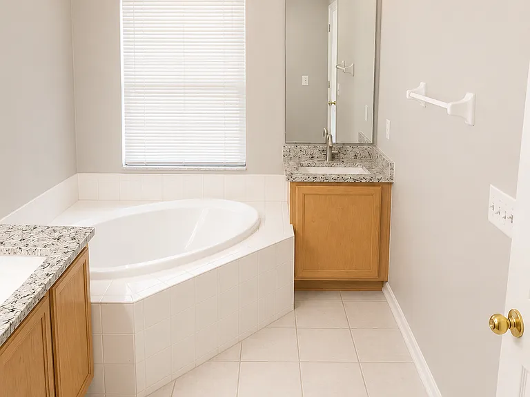 14408 Estrella Dr — Photo 22
