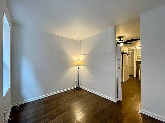 4th image of 301 E 95th St APT 3C