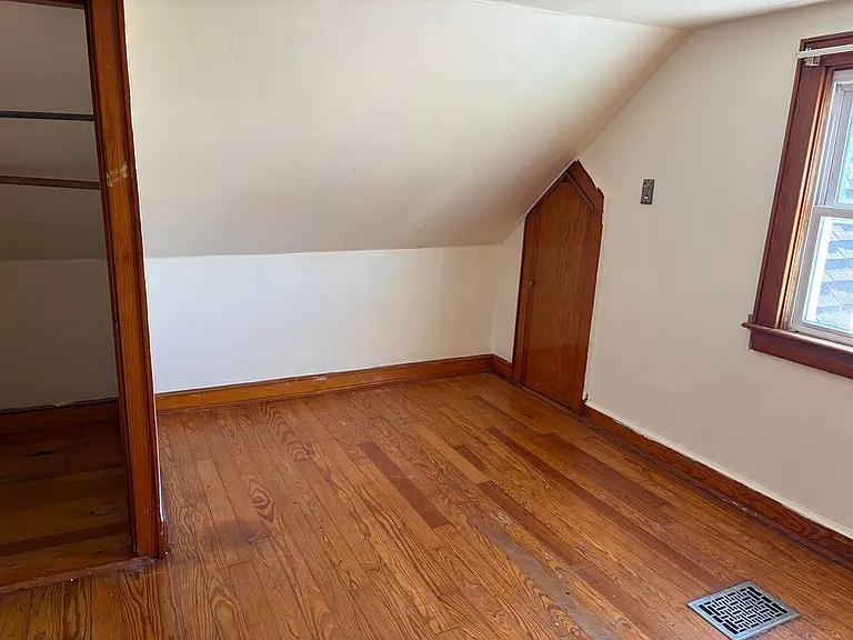 1420 Woodbury Ave — Photo 27