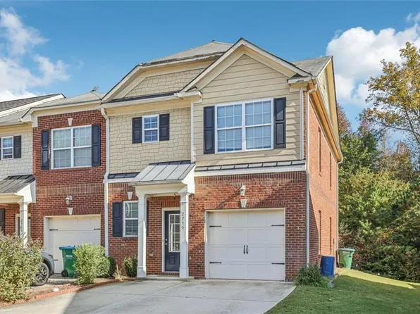 2755 Greenbridge Dr, Norcross, GA 30071