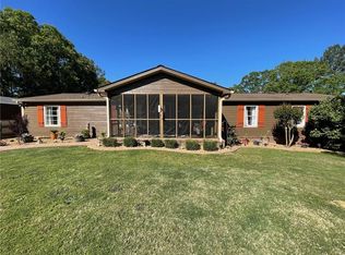 76 Popham Rd, Taylorsville, GA 30178