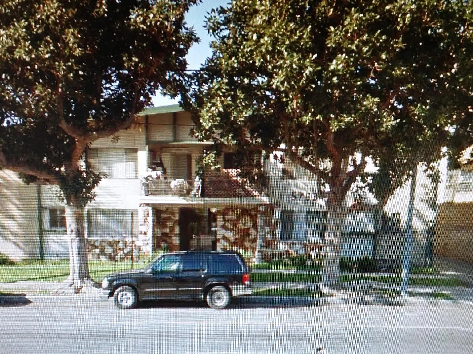 5763 Laurel Canyon Blvd — Photo 2
