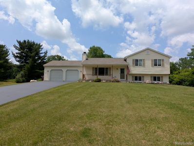 4005 Indian Camp Trl, Howell, MI, 48855