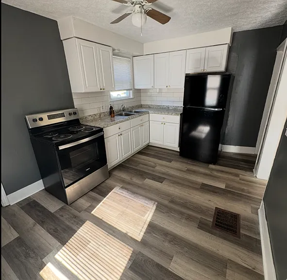 2323 Homewood Dr #2323 — Photo 3