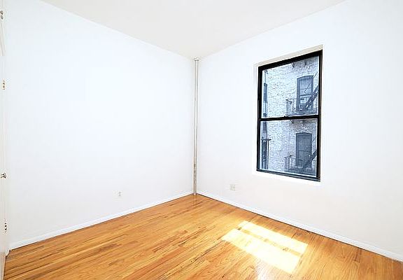 3rd image of 644 W 173rd St APT C6