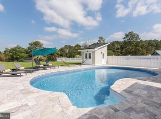 1724 Ferry Point Ct, Trappe, MD 21673