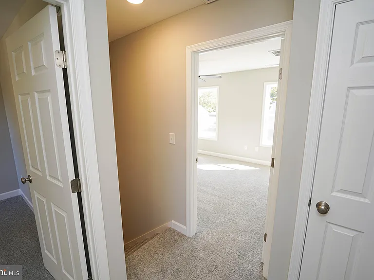 621 Cedar St — Photo 28