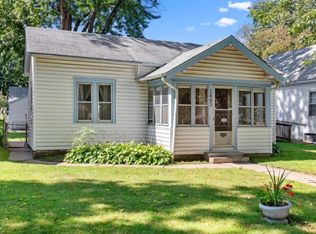 1461 Western Ave N, Saint Paul, MN 55117