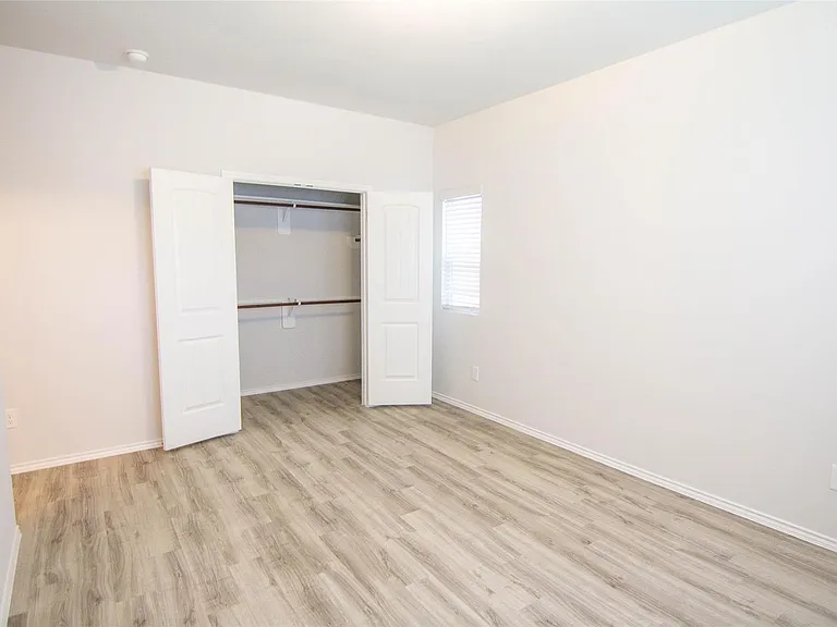 5630 Gara River Dr — Photo 6