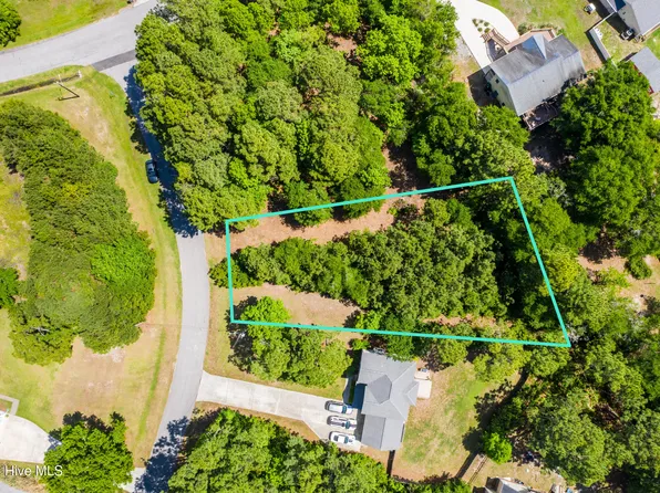 212 Fullard Drive, Sneads Ferry, NC 28460