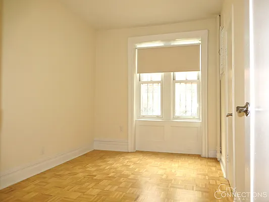 Rented by City Connections Realty | media 18