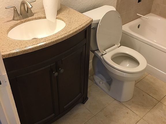 4th image of 2124 Catalina Dr