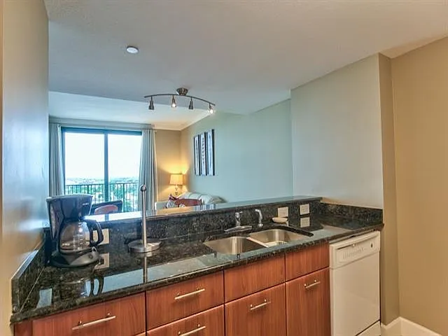 300 S Duval St #1503 — Photo 5
