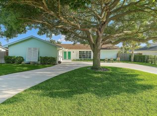 4193 Hyacinth Cir N, Palm Beach Gardens, FL 33410