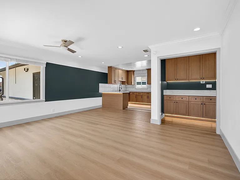 1243 E Almond Ave #1243 — Photo 7