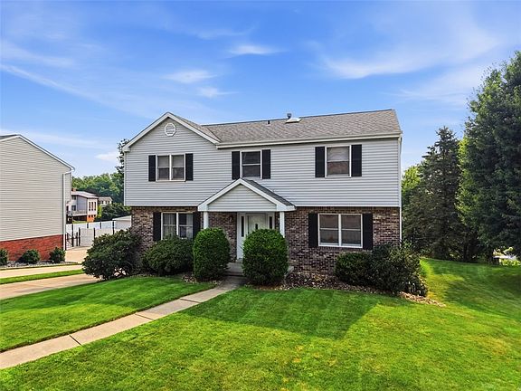 2nd image of 126 Carmella Dr