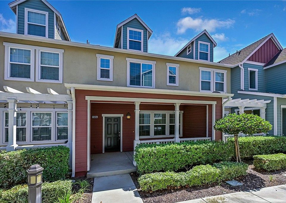 1st image of 15866 Fountain Ln