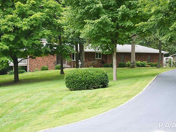 3rd image of 22459 Woodland Ct