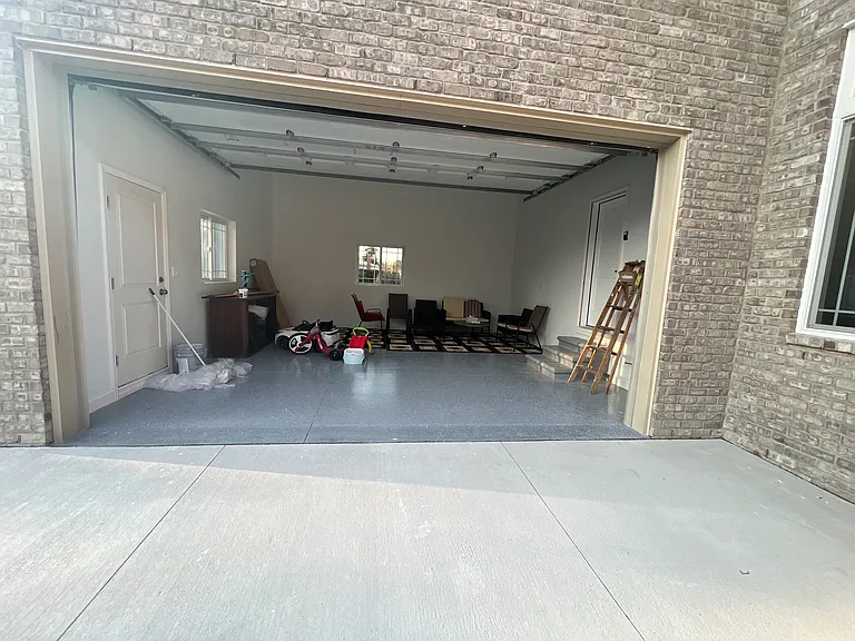 5947 N Beech Daly Rd — Photo 5