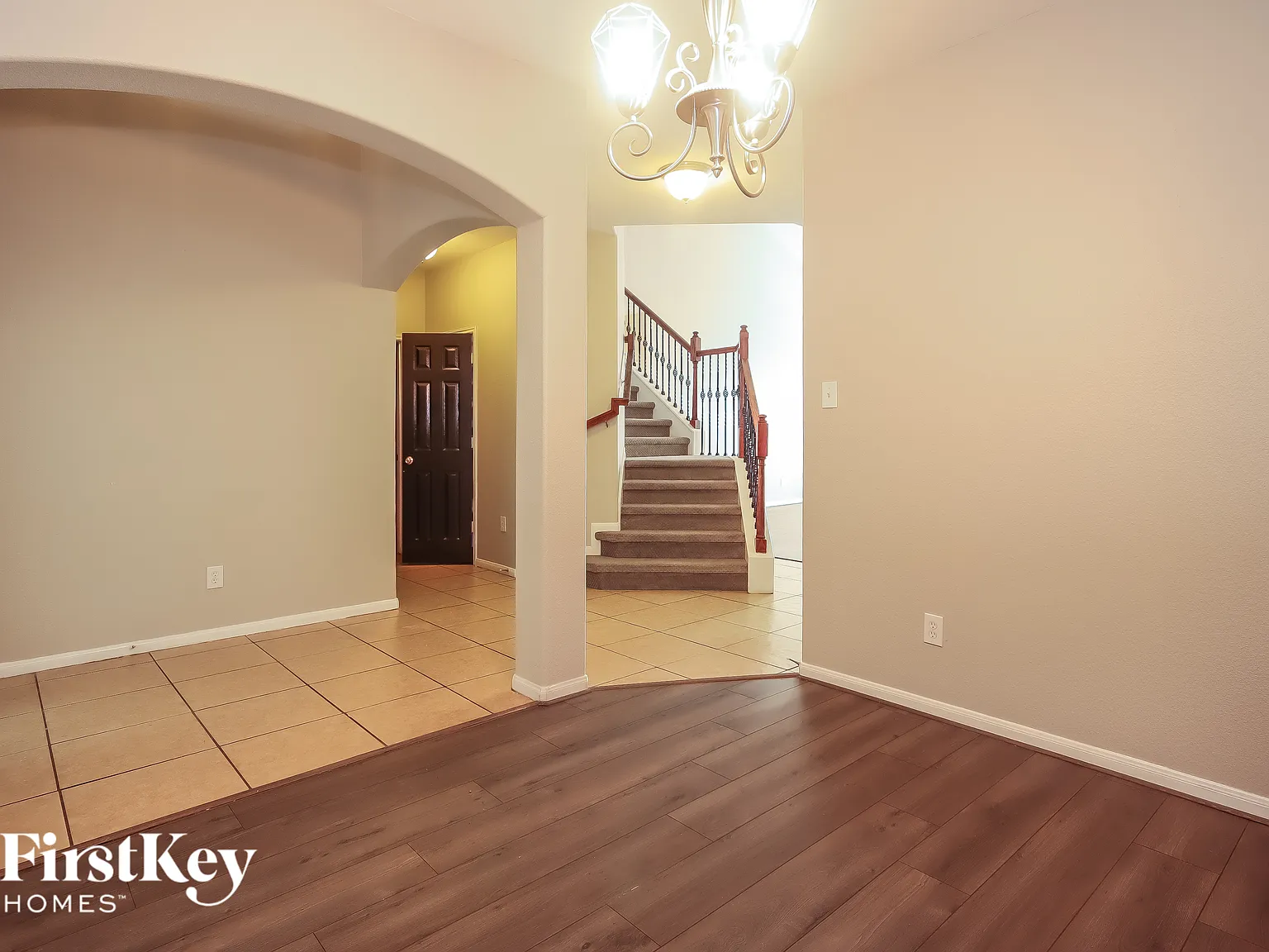 4 bed, 2.5 bath, 2365 sqft, $2,785 — Photo 4