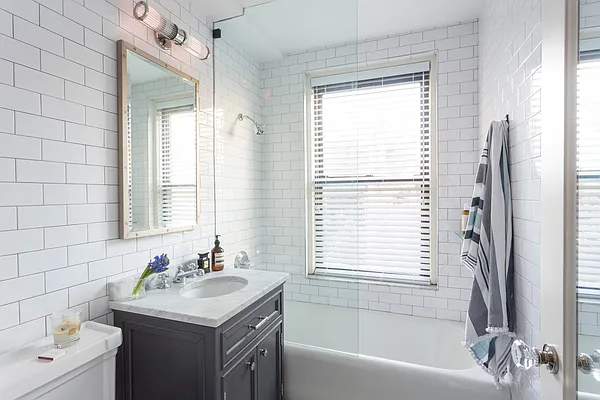 Rented by Societe Real Estate | media 19