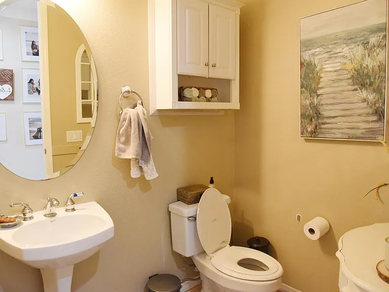 1707 Cortez Ave — Photo 11