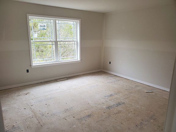5th image of 164 Jaimie Ct