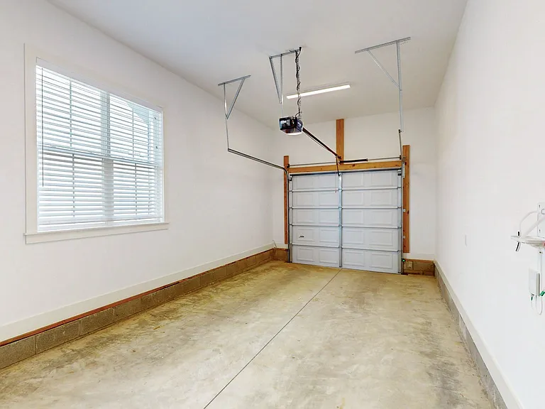 425 Herringbone Ct — Photo 24