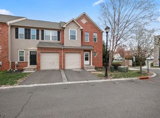 18 Panfili Ln, Hamilton, NJ