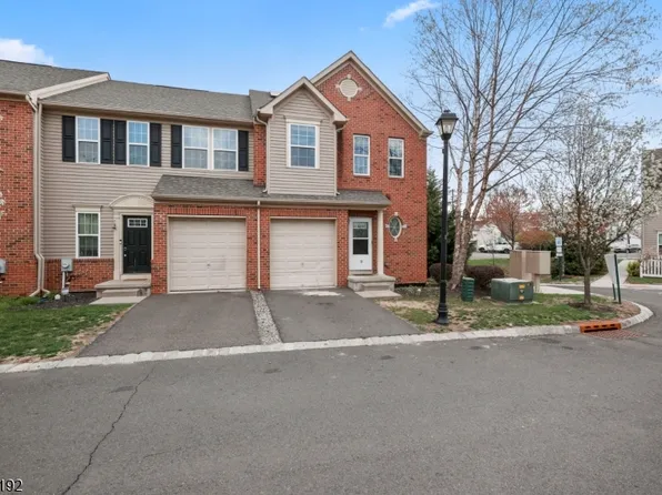 18 Panfili Ln, Hamilton Twp., NJ 08610