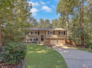 1309 Oakcrest Ct SW, Lilburn, GA 30047