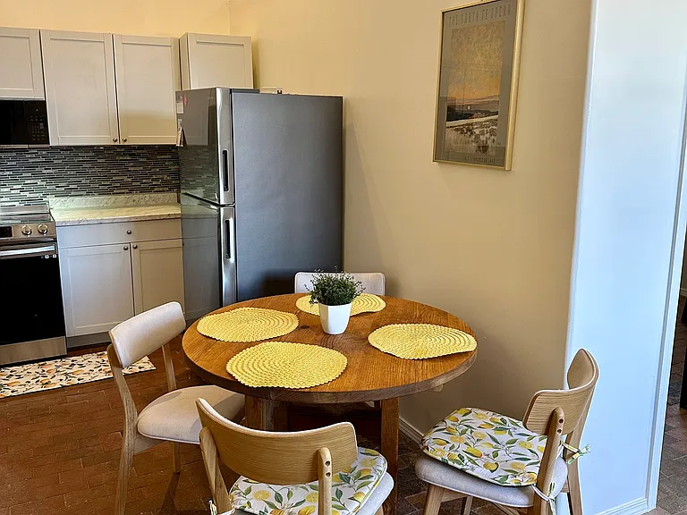 5 Banana Ln #C — Photo 5