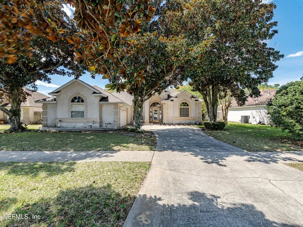 1878 WILLESDON Drive E, Jacksonville, FL 32246