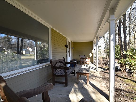 3rd image of 3950 E Meadow Ln