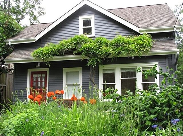 Western exposure for light & bright