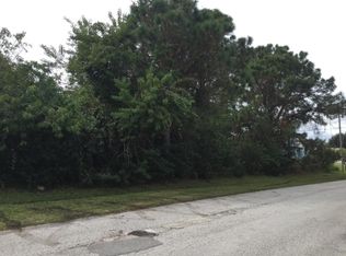 571 Melrose Ln, Sebastian, FL 32958