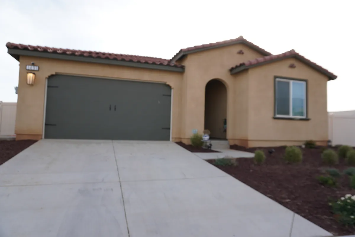 Building Photo - 1491 Lilac Pl #1