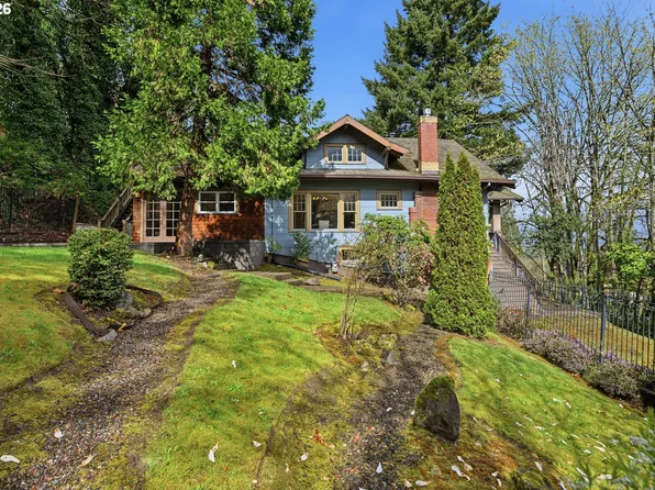 9889 NW Hoge Ave, Portland, OR 97231