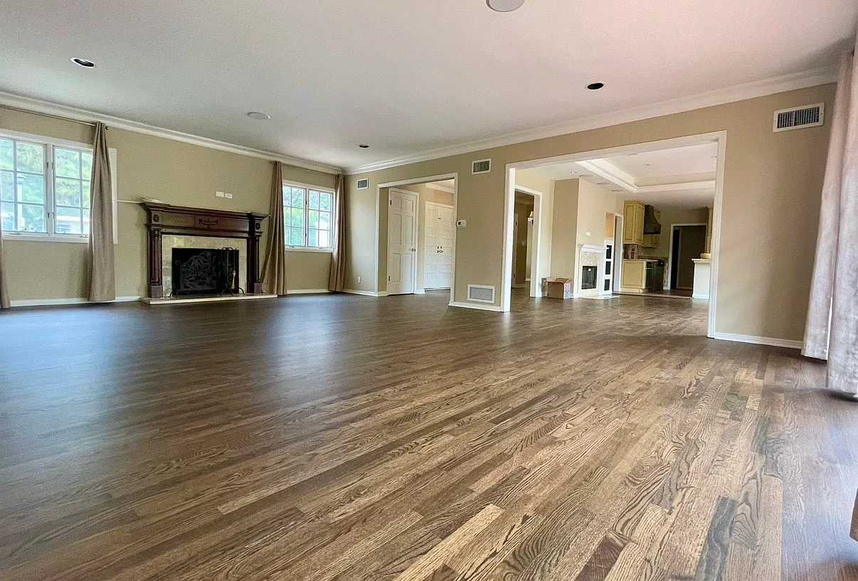 5 bed, 4.5 bath, 3176 sqft, $14,950 — Photo 4