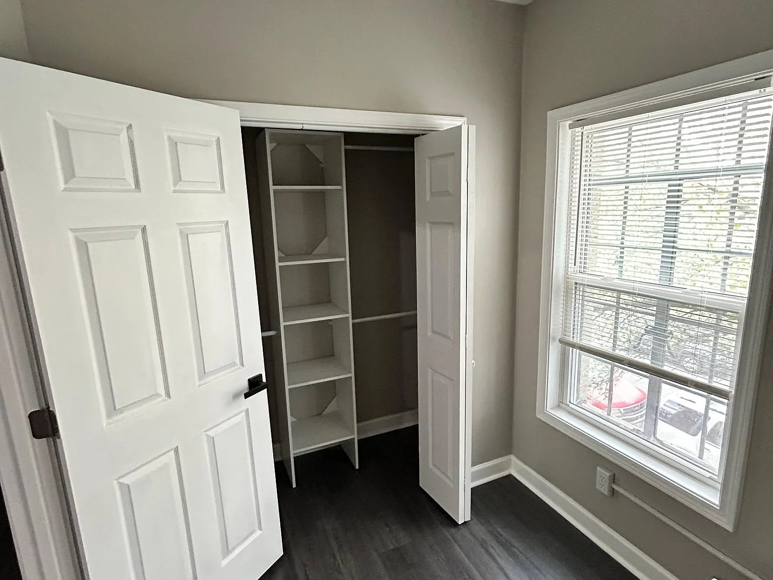 1 bed, 500 sqft, $1,050 — Photo 1