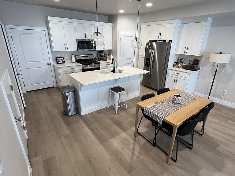 836 S American Beech Ln — Photo 3