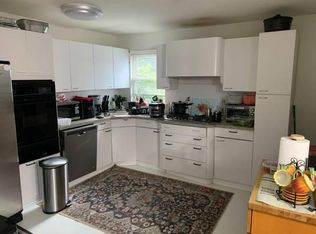 47 Jackson Ave FLOOR 2, Mineola, NY 11501