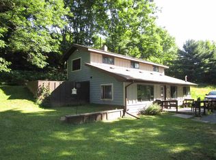 1040 Fox Dr, Kingsford, MI 49802