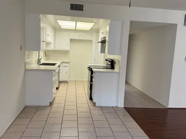 045 - Jackson Apartments, 303 N Jackson St APT 112, Glendale, CA 91206