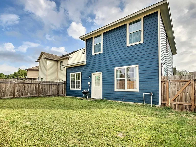 3214 Sapphire Star Dr — Photo 23